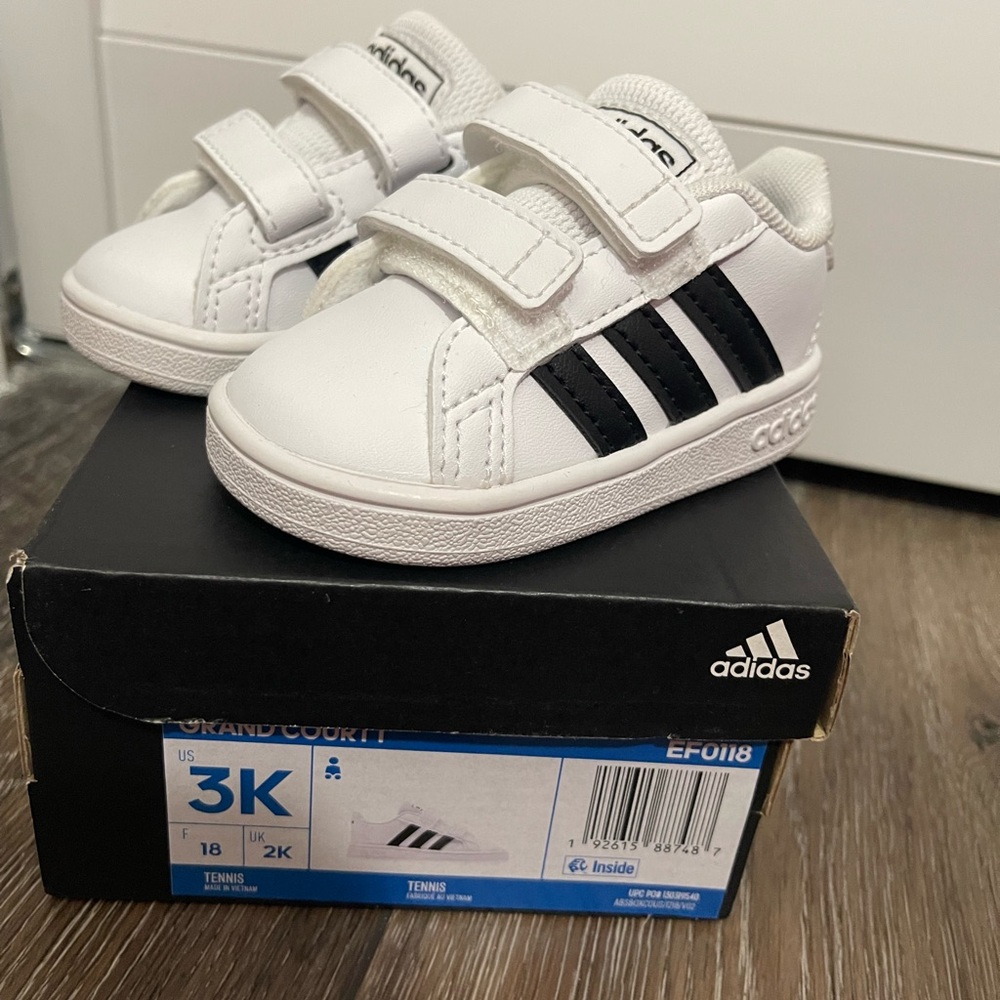 Adidas grand court- size 3 baby/infant